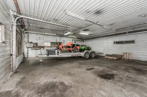 6803 Sixth Line Centre Wellington ON N0B 1J0