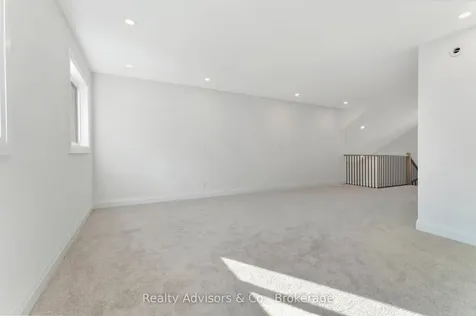 242 Mount Pleasant Street Brantford ON N3T 1V1