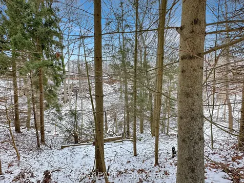 4740 East Street Central Elgin ON N5L 1J1