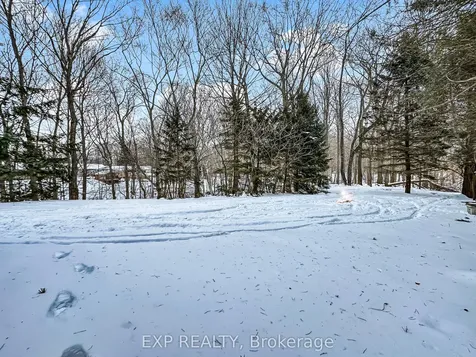 4740 East Street Central Elgin ON N5L 1J1