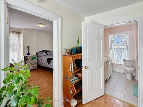 1440 Airport Parkway Tyendinaga ON K8N 4Z6