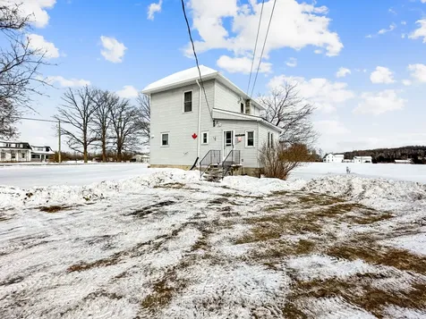 1440 Airport Parkway Tyendinaga ON K8N 4Z6