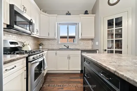 43 Hanover Court Belleville ON K8N 0B1