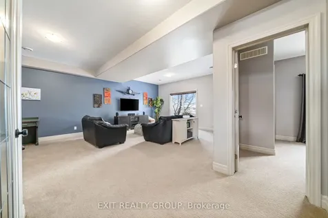 43 Hanover Court Belleville ON K8N 0B1