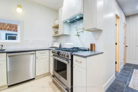 187 Dufferin Avenue Brantford ON N3T 4R4