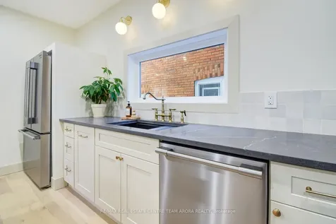 187 Dufferin Avenue Brantford ON N3T 4R4