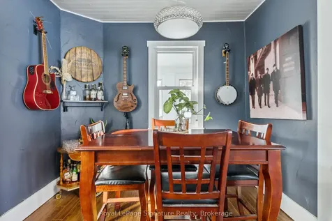 138 Matilda Street Blue Mountains ON N0H 1J0