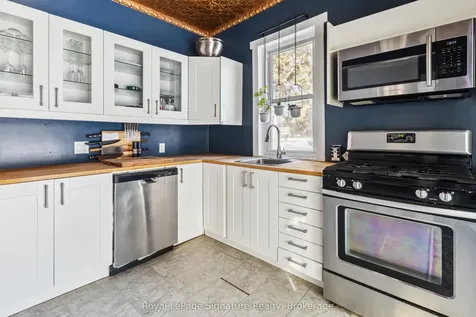 138 Matilda Street Blue Mountains ON N0H 1J0