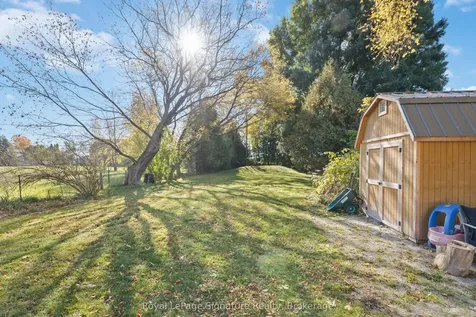 138 Matilda Street Blue Mountains ON N0H 1J0