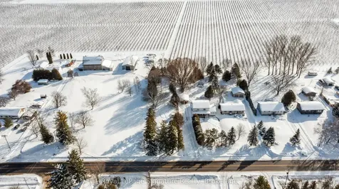 138 Matilda Street Blue Mountains ON N0H 1J0