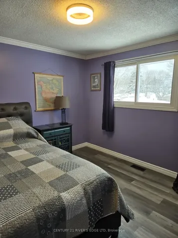 757 Comstock Crescent Brockville ON K6V 6C9