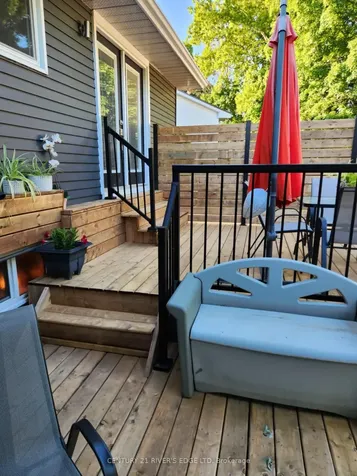 757 Comstock Crescent Brockville ON K6V 6C9