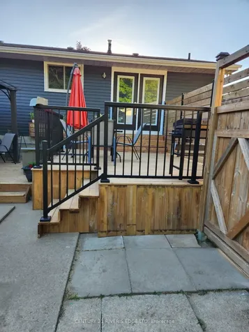 757 Comstock Crescent Brockville ON K6V 6C9