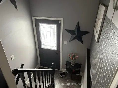 757 Comstock Crescent Brockville ON K6V 6C9