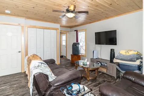 1034 Uffington Road Bracebridge ON P1L 1X1