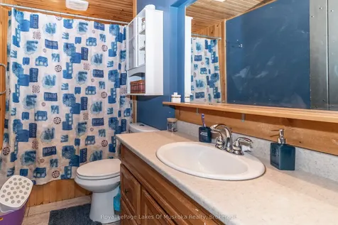 1034 Uffington Road Bracebridge ON P1L 1X1