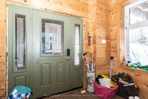 1034 Uffington Road Bracebridge ON P1L 1X1