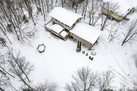 1034 Uffington Road Bracebridge ON P1L 1X1