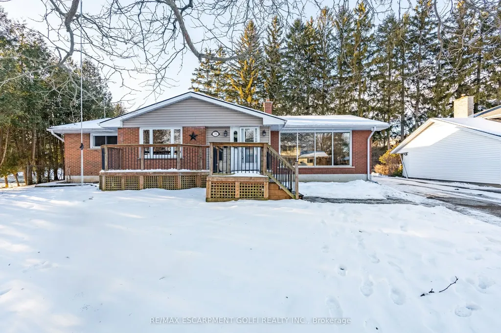 76 Forsythe Avenue Brantford ON N3R 3L8