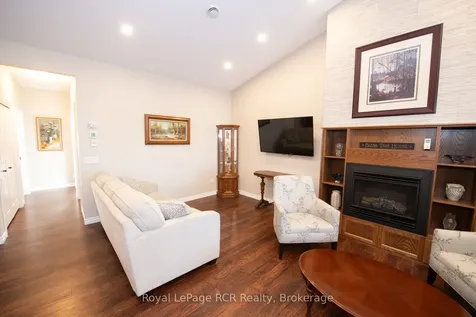 102 Broomer Crescent Wellington North ON N0G 2L4