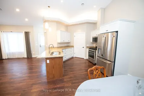 102 Broomer Crescent Wellington North ON N0G 2L4