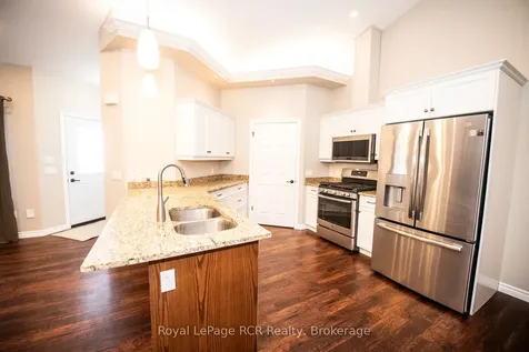 102 Broomer Crescent Wellington North ON N0G 2L4