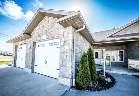 102 Broomer Crescent Wellington North ON N0G 2L4