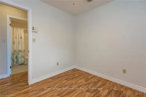 43 Rosedale Court North Bay ON P1A 3W1