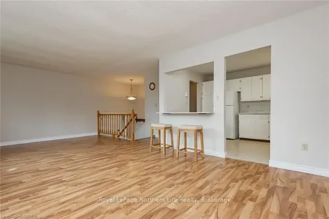 43 Rosedale Court North Bay ON P1A 3W1