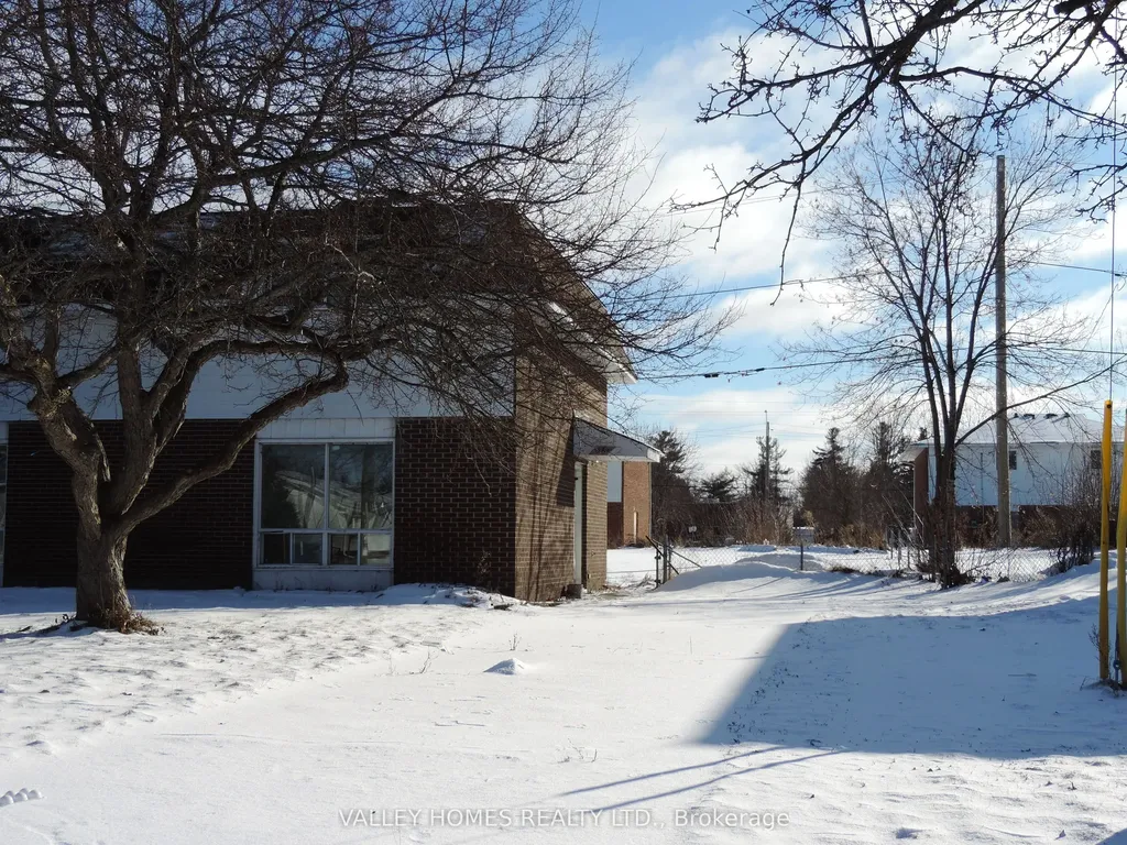 364 Pattie Drive E Carleton Place ON K7C 2G3