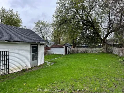 125 Centre Street Deseronto ON K0K 1X0