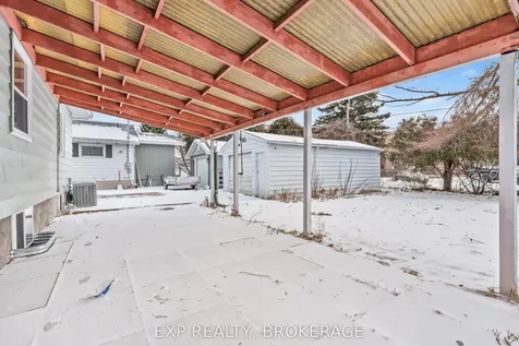 97 Reynolds Drive Brockville ON K6V 1X2