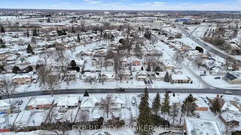 97 Reynolds Drive Brockville ON K6V 1X2