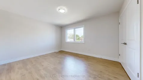 145 Ballantyne Avenue Cambridge ON N1R 4P5