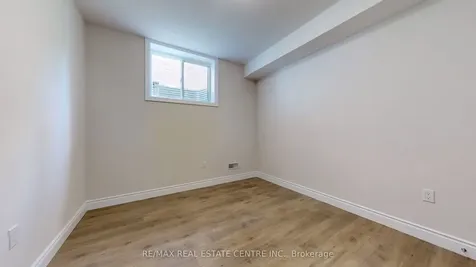 145 Ballantyne Avenue Cambridge ON N1R 4P5