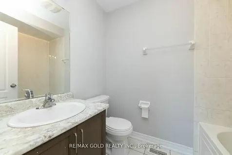 82 Knotty Pine Avenue Cambridge ON N3H 0E2