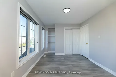 82 Knotty Pine Avenue Cambridge ON N3H 0E2