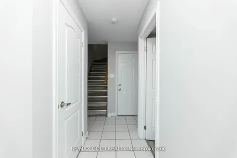 82 Knotty Pine Avenue Cambridge ON N3H 0E2