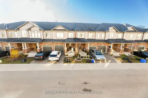 82 Knotty Pine Avenue Cambridge ON N3H 0E2