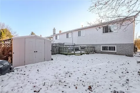 30 Autumn Road Brantford ON N3R 7B2