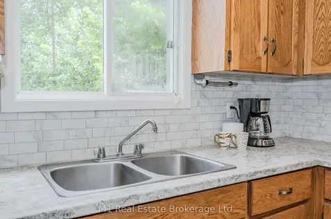 29 Wilson Crescent Centre Wellington ON N0B 1S0