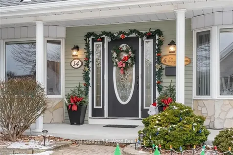 14 Wilkins Crescent Tillsonburg ON N4G 5M5