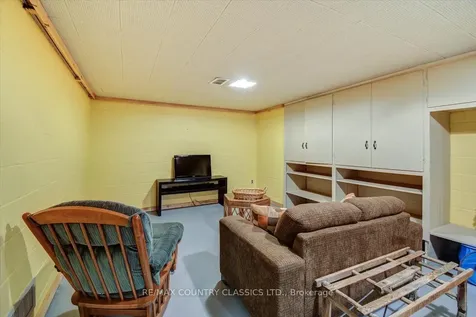 574 Hastings Street N Bancroft ON K0L 1C0