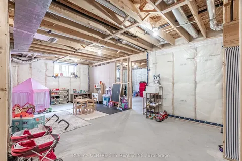 40 Livingston Drive Tillsonburg ON N4G 0J3