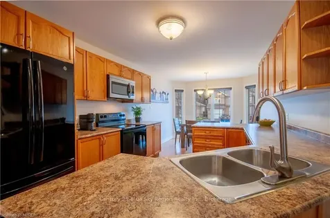 47 Mariah Street North Bay ON P1A 4M6