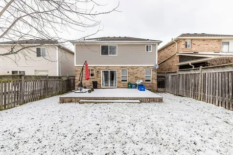 9 Lovell Crescent Brantford ON N3T 6P3