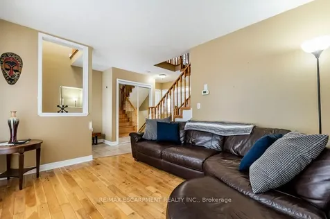 9 Lovell Crescent Brantford ON N3T 6P3