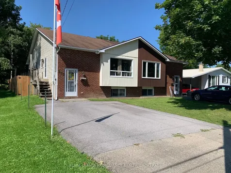 382 Victoria Avenue Gananoque ON K7G 2S5