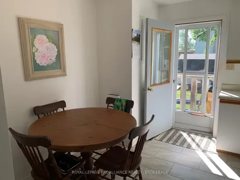 382 Victoria Avenue Gananoque ON K7G 2S5