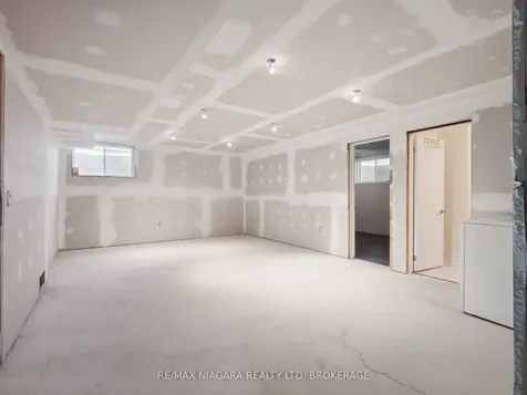 440 Jordyn Drive Fort Erie ON L2A 6T6